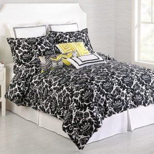 Louis Nui Full/Queen Duvet Cover by Trina Turk